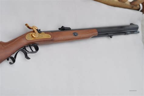 The bore is in poor condition with rust and pitting. . Thompson center renegade 54 cal price